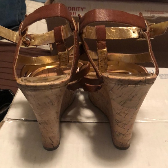 Mossimo Supply Co brown cork wedges - Picture 2 of 4